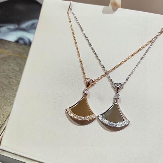 Bvlgari necklace 05lyh171